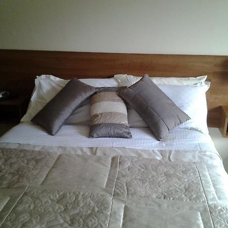 Gardenfield House Bed & Breakfast H91Vh02 Galway Exterior foto
