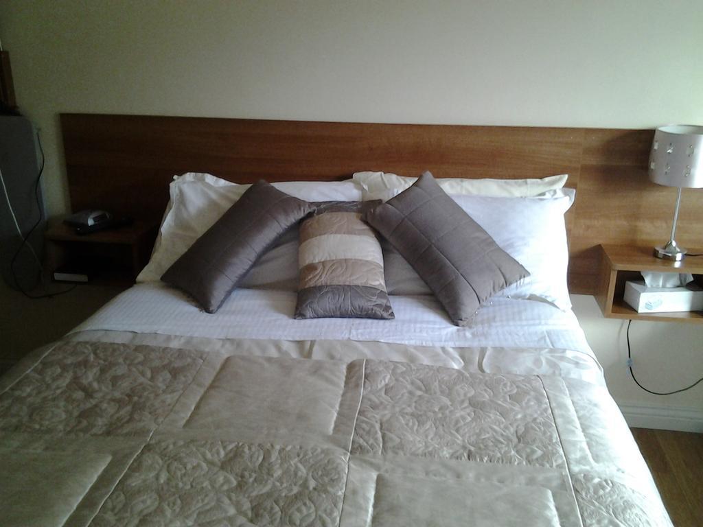 Gardenfield House Bed & Breakfast H91Vh02 Galway Exterior foto