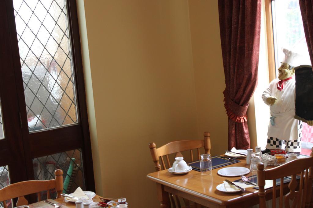 Gardenfield House Bed & Breakfast H91Vh02 Galway Exterior foto